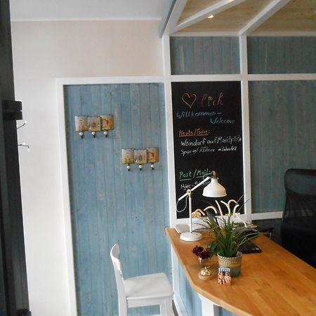 Warum Ins Hotel Некарзулм Екстериор снимка